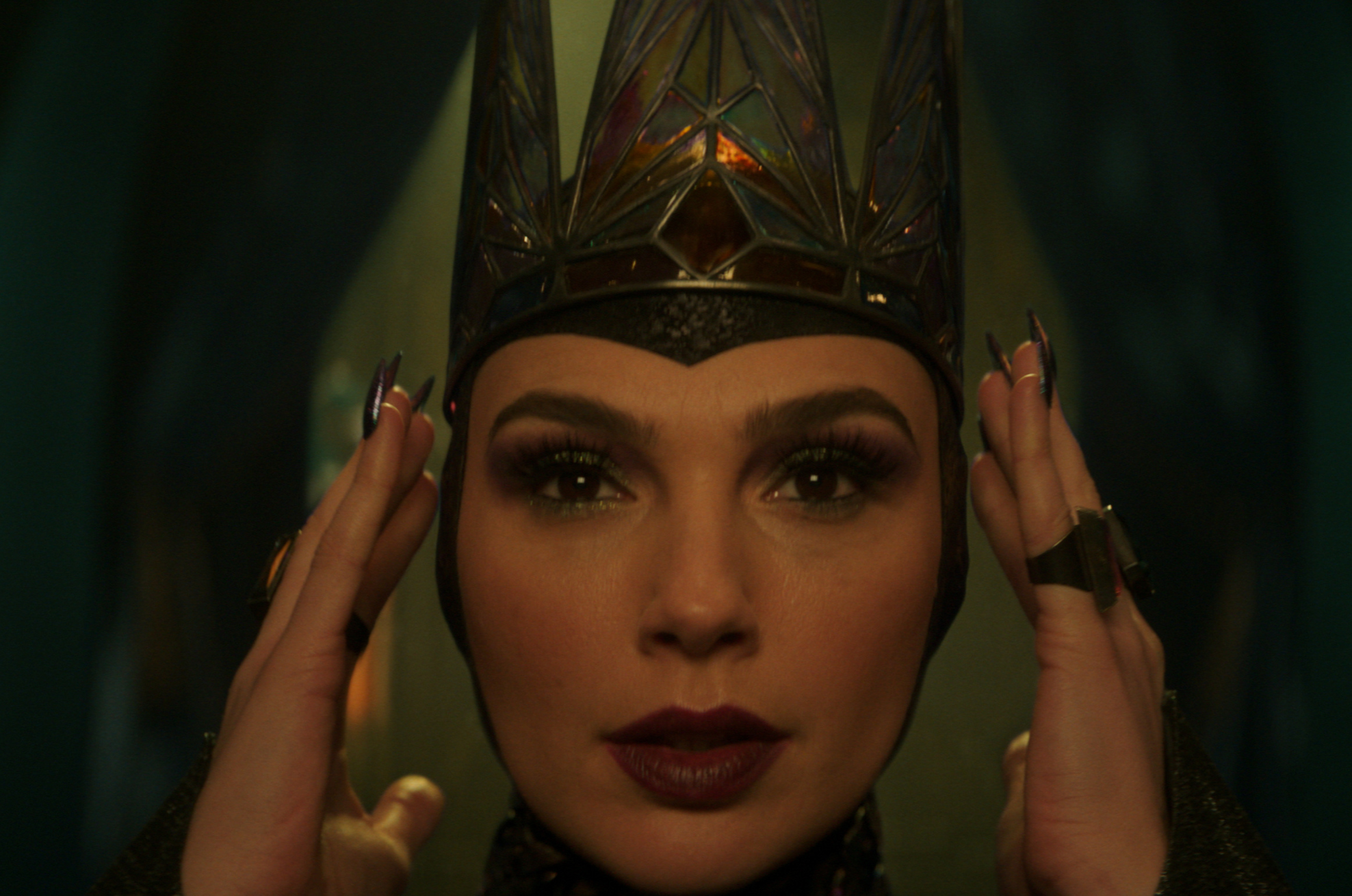 Gal Gadot es la Reina Malvada.