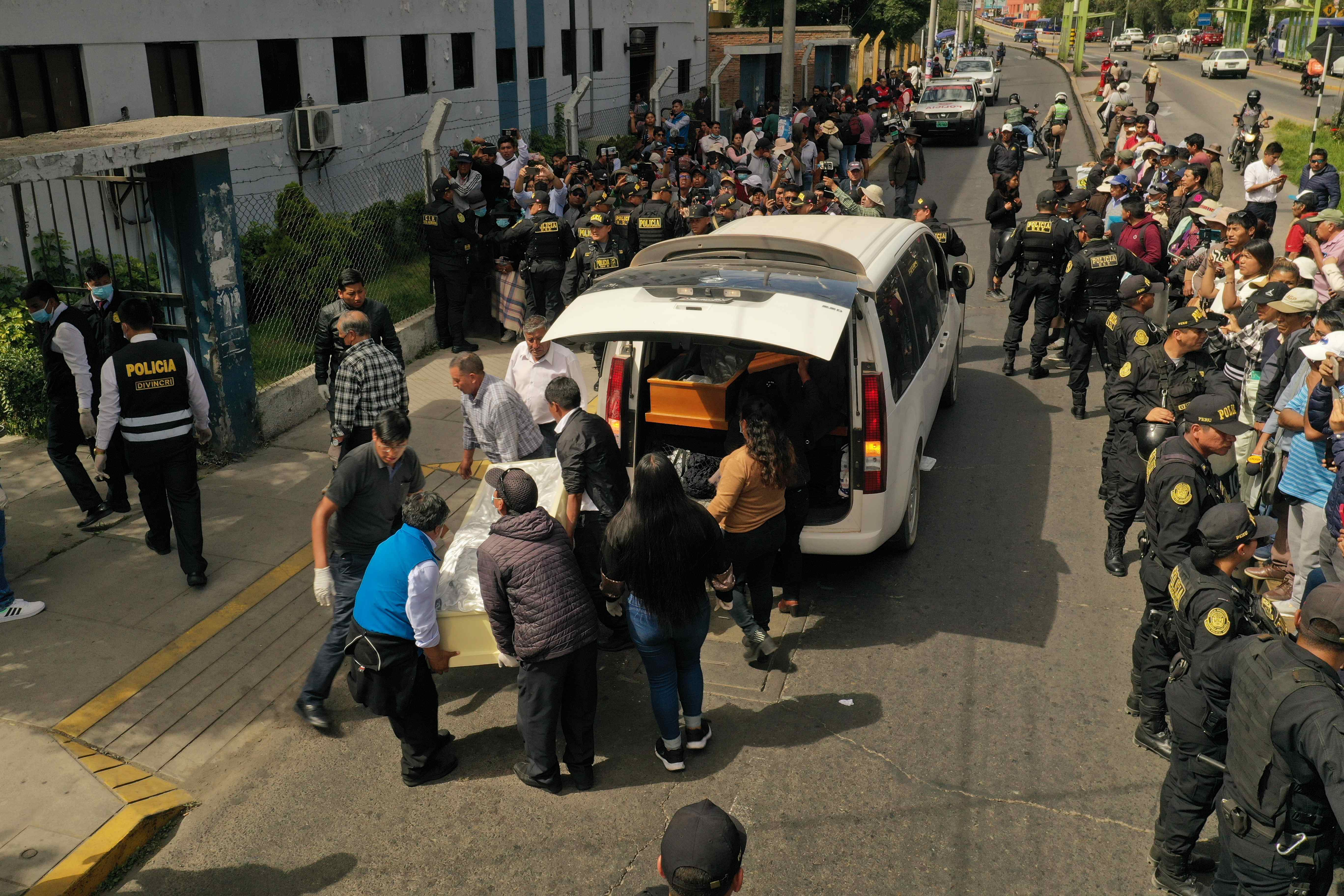 Recuperan todos los cuerpos de los mineros fallecidos en incendio en Perú