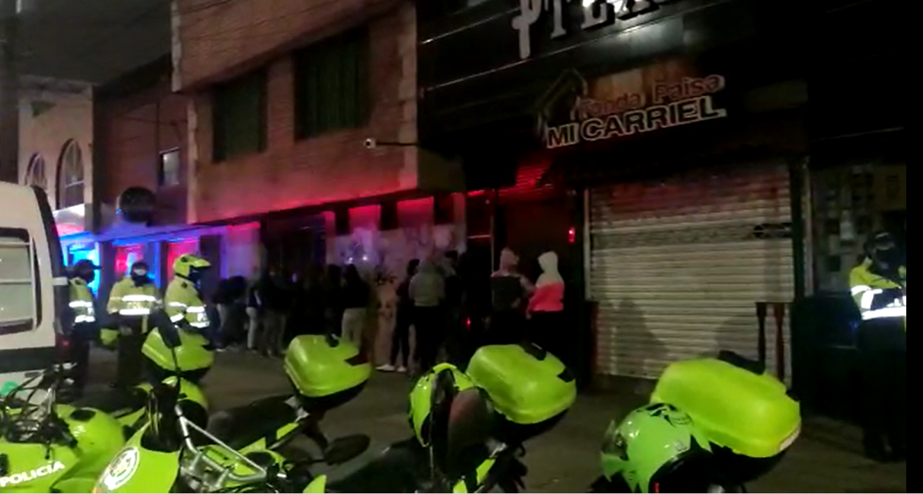 Hallan fiesta clandestina en la que se vendía licor adulterado, en el sur de Bogotá