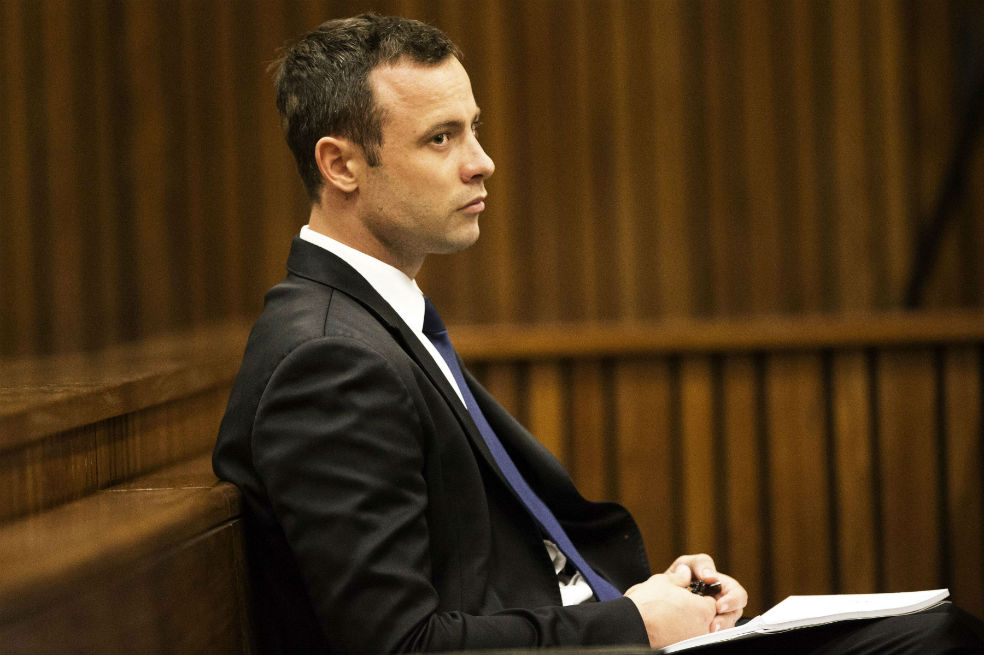 Pistorius resulta ligeramente herido tras pelea en prisión