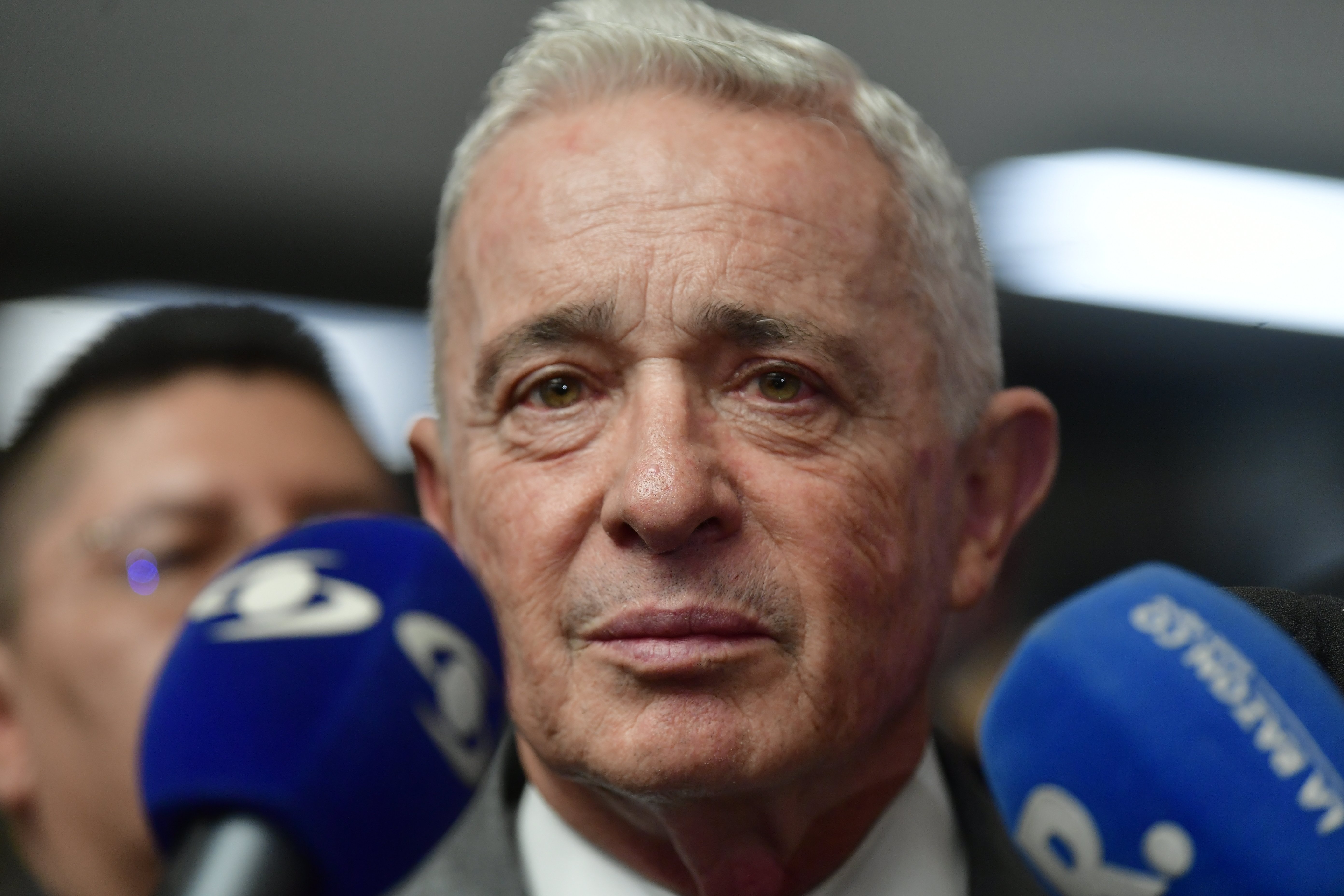 Álvaro Uribe Vélez fue condenado a 12 años de prisión domiciliaria