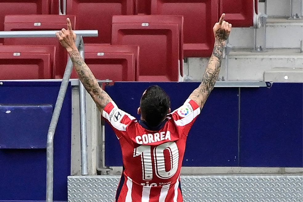 Atlético de Madrid le ganó a Huesca y sigue líder en España