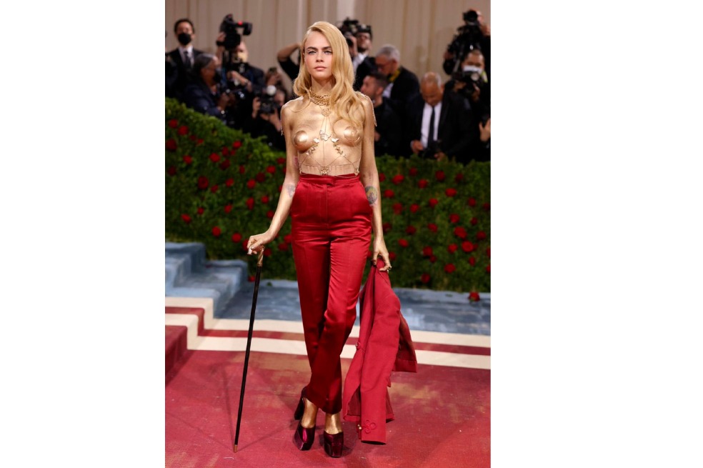 Cara Delevingne en la Met Gala 2022