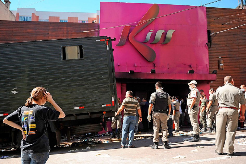 Dilma Rousseff declara luto oficial de tres días por tragedia en discoteca