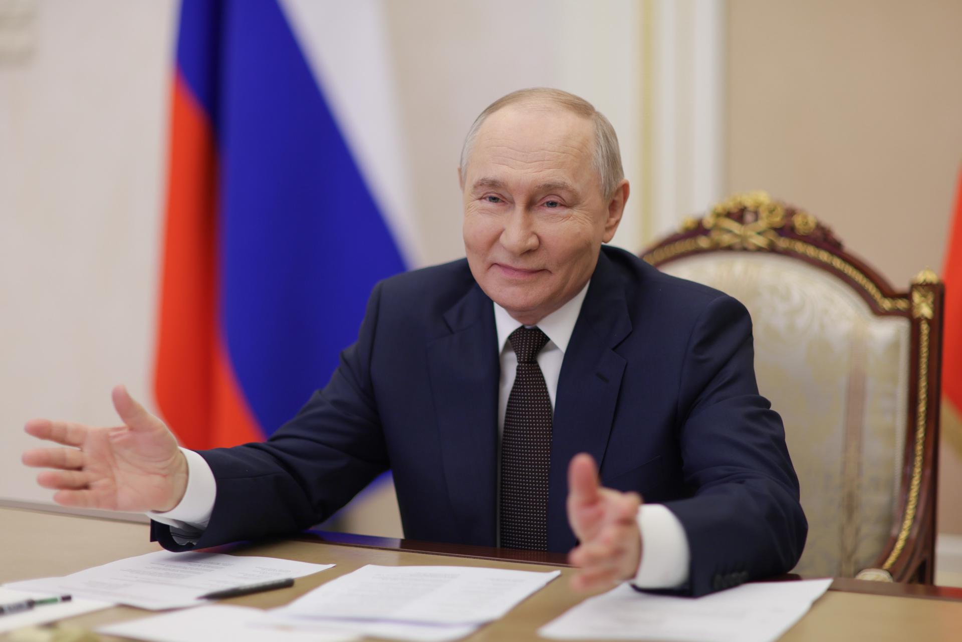 Rusia desmiente informes de presunta red de desinformación y carga contra medios colombianos