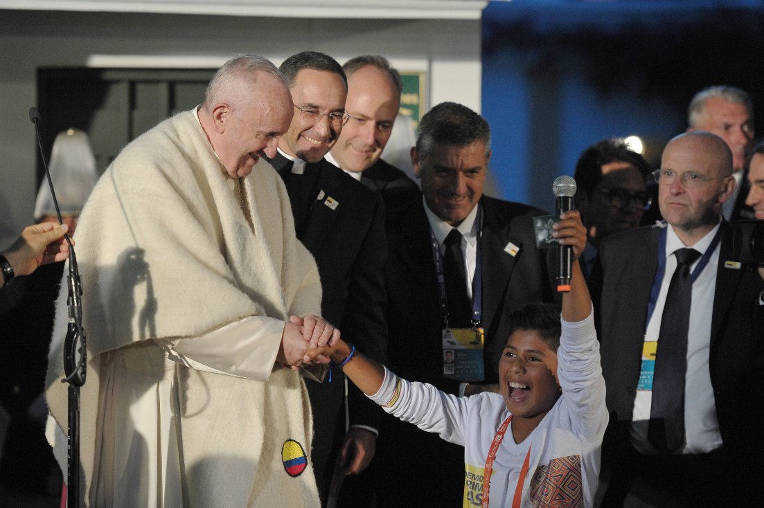 "No se dejen engañar": el primer paso de Francisco en Colombia