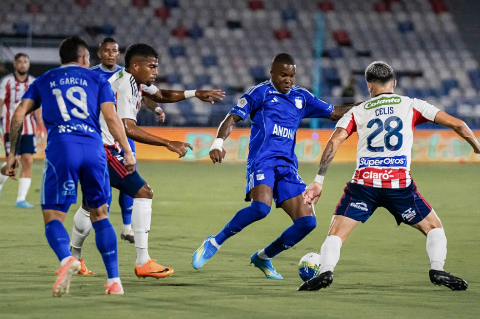 Millonarios, con gol de Rodrigo Contreras sobre la hora, se impuso a Junior en Barranquilla