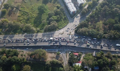 Reversible de la avenida Cañasgordas regresó este lunes; lo que debe tener en cuenta