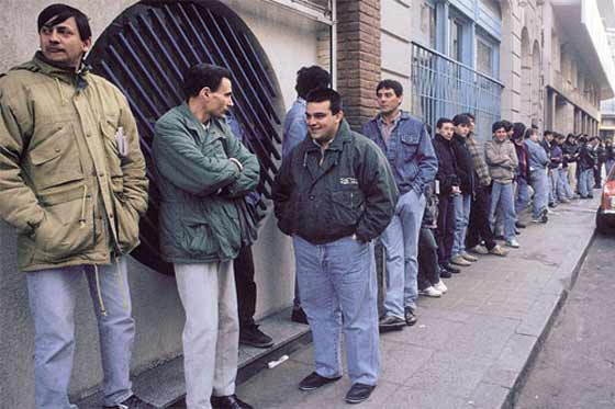 En España cerca de 40 mil personas perdieron su trabajo en agosto