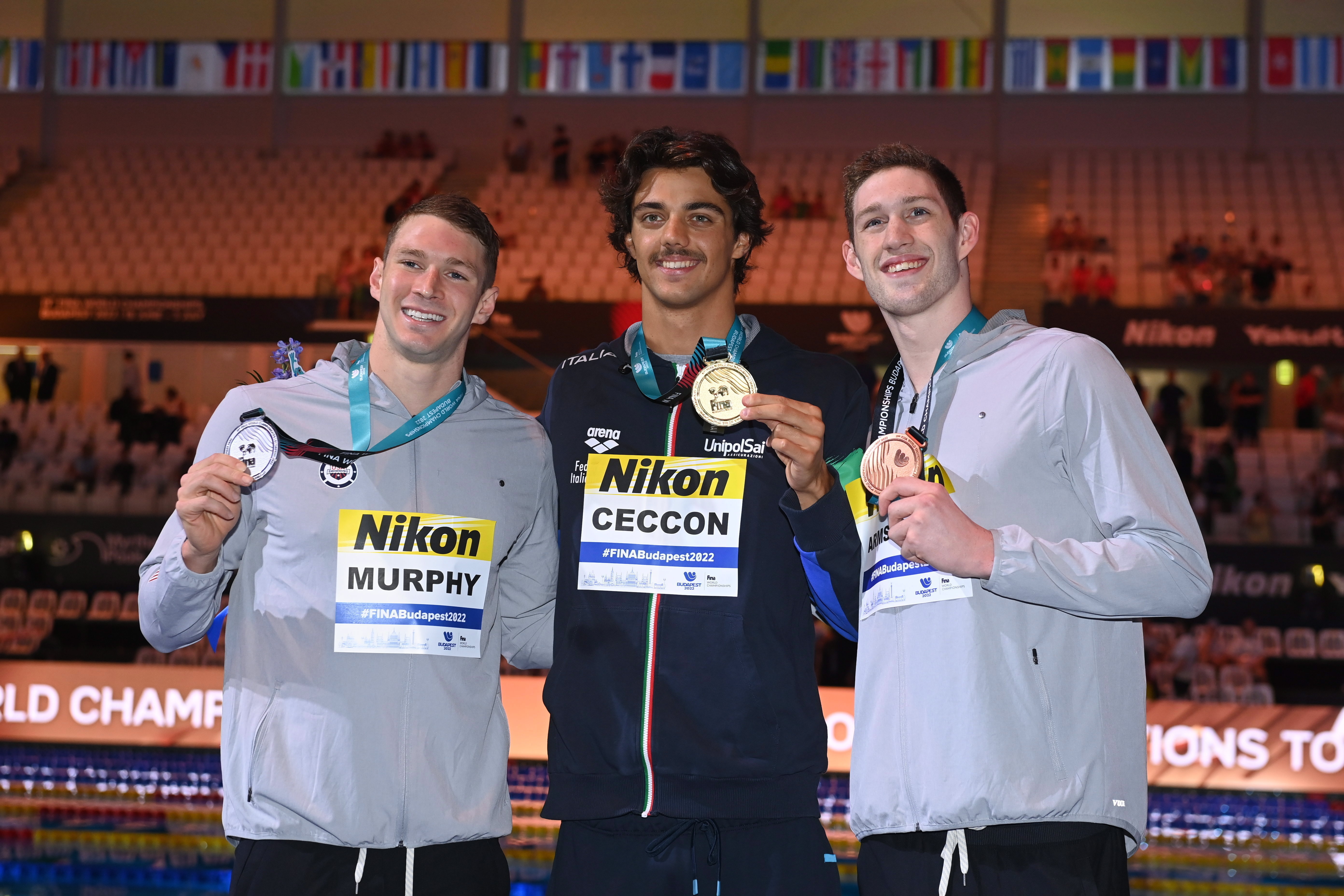 Nuevo récord mundial en natación de Thomas Ceccon