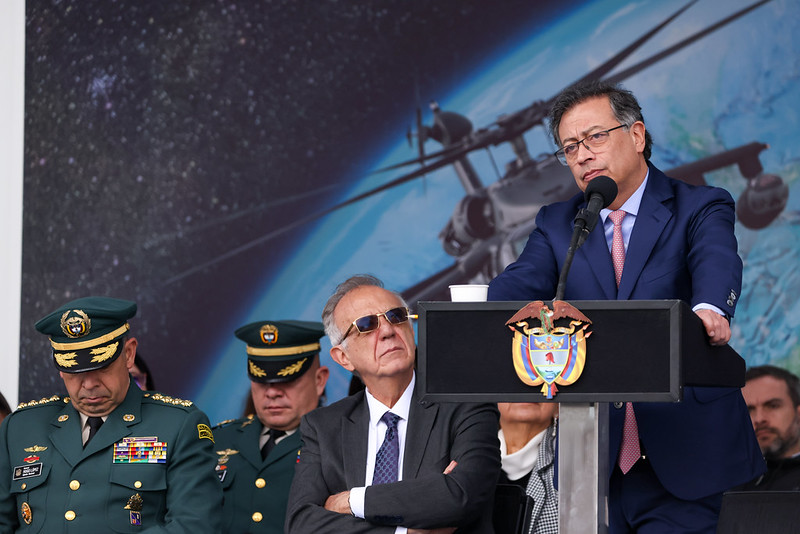 El mandatario Gustavo Petro en la ceremonia de los 105 años de la Fuerza Aérea Colombiana.