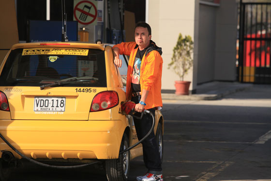John Álex Toro, el taxista más deseado