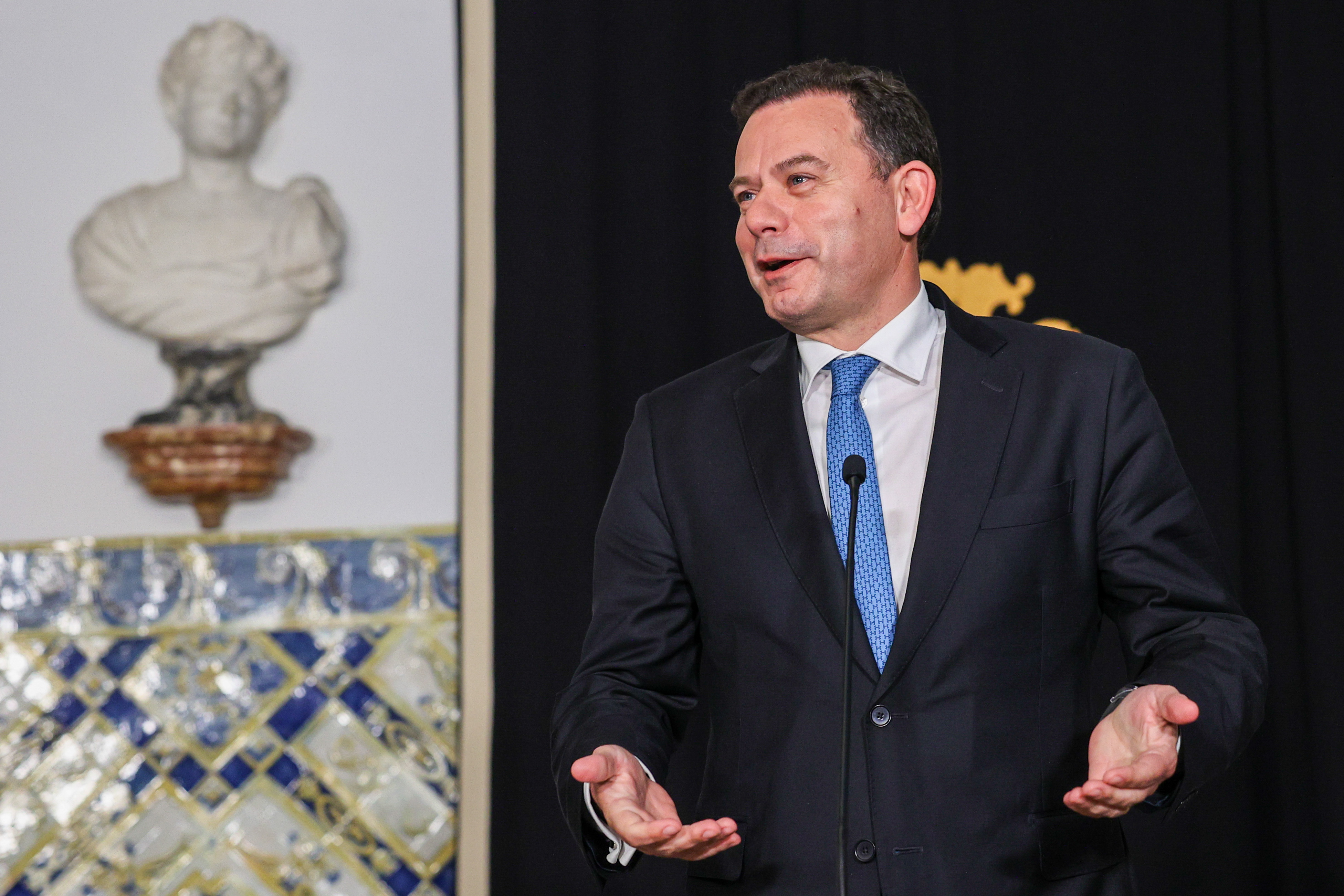 ¿Quién es Luís Montenegro, el nuevo primer ministro de Portugal?