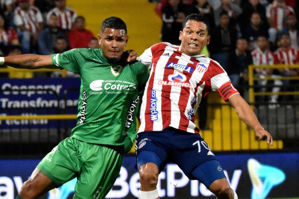En un partido que terminó con polémica, Equidad y Junior empataron en Techo