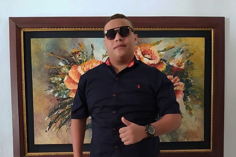 Laureano José Muñoz Pinedo- Me comí una salchipapa