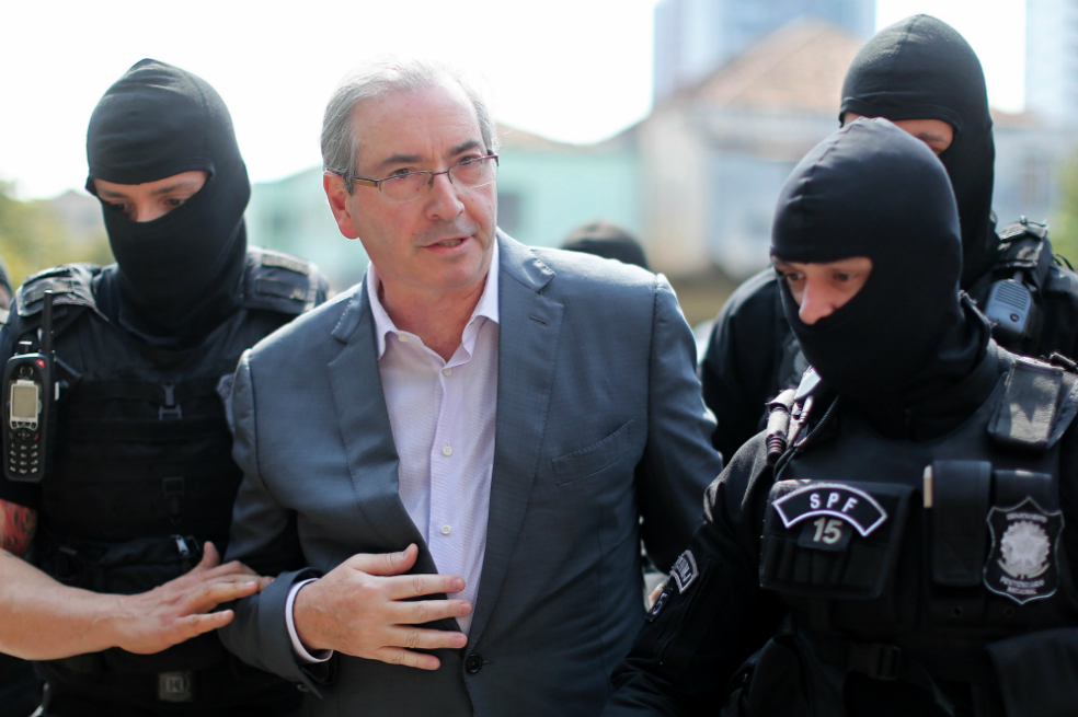Quince años de cárcel para Cunha, un exintocable de la política brasileña