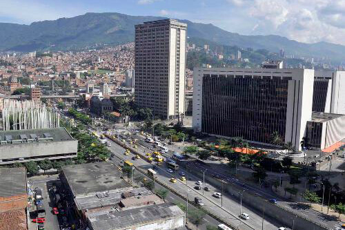 Procuraduría indaga funcionarios de Alcaldía de Medellín por presunta participación en política