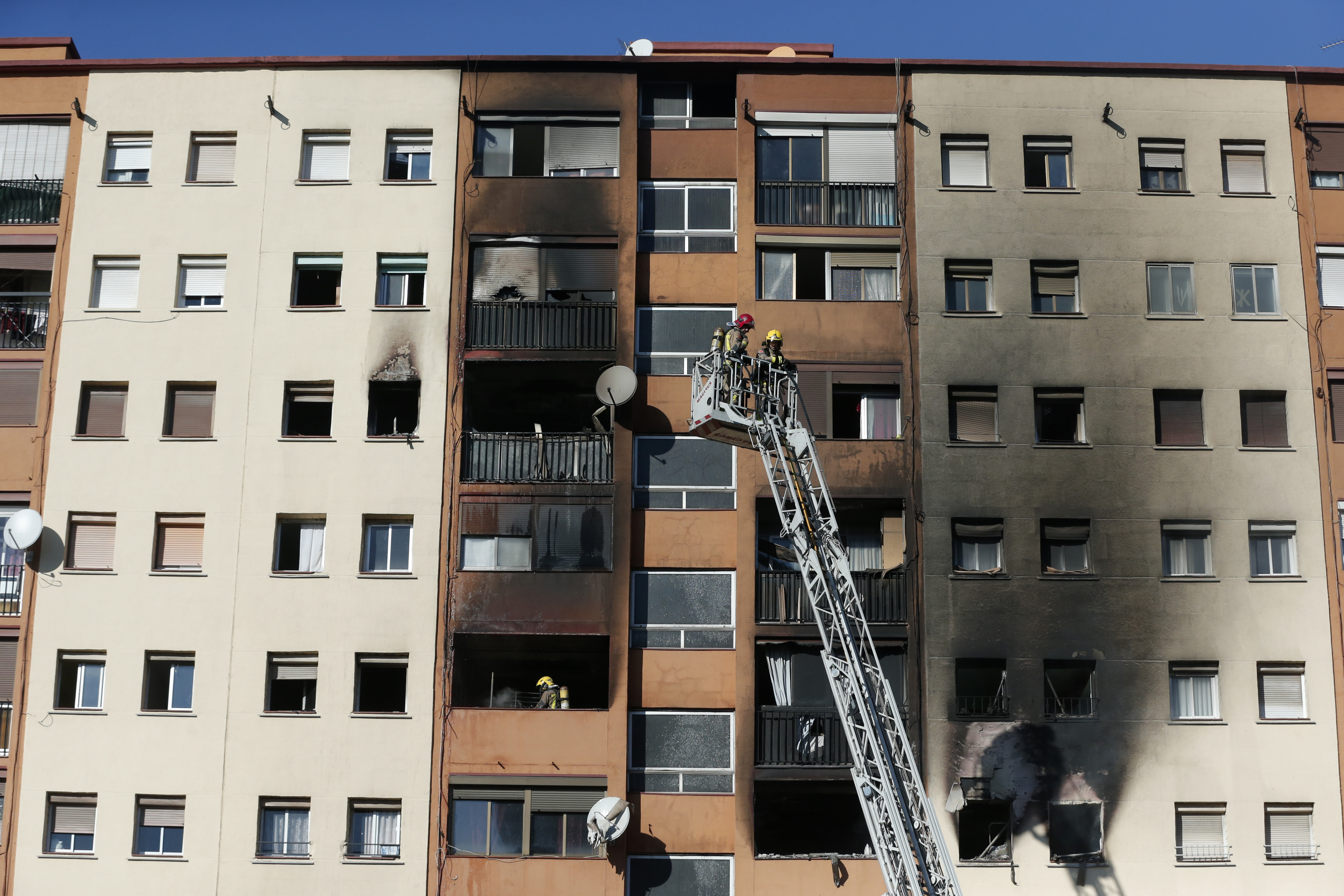 Tragedia en el norte de España por dos incendios en edificios