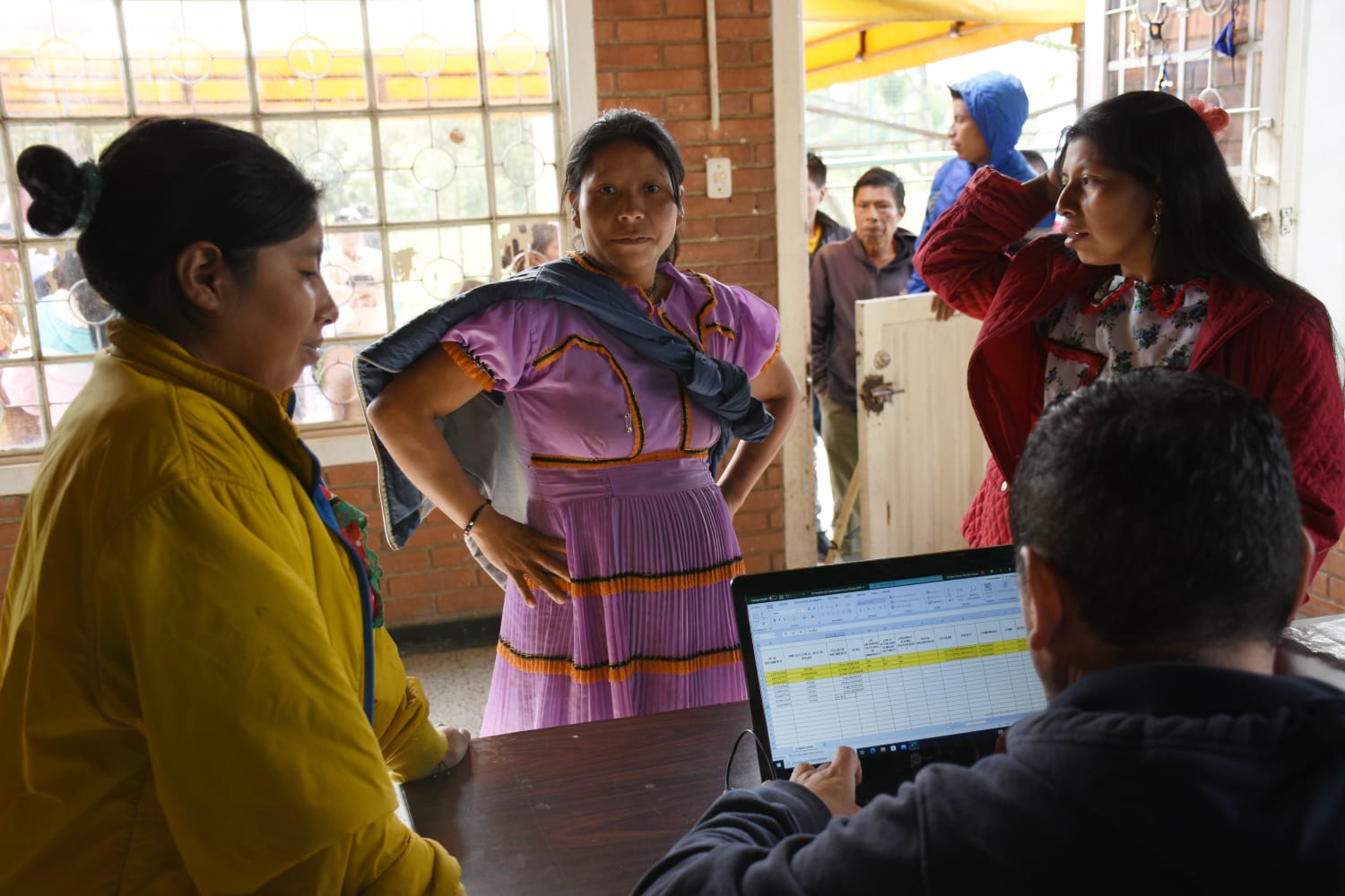 Distrito apoyará regreso de integrantes de comunidades indígenas a sus territorios