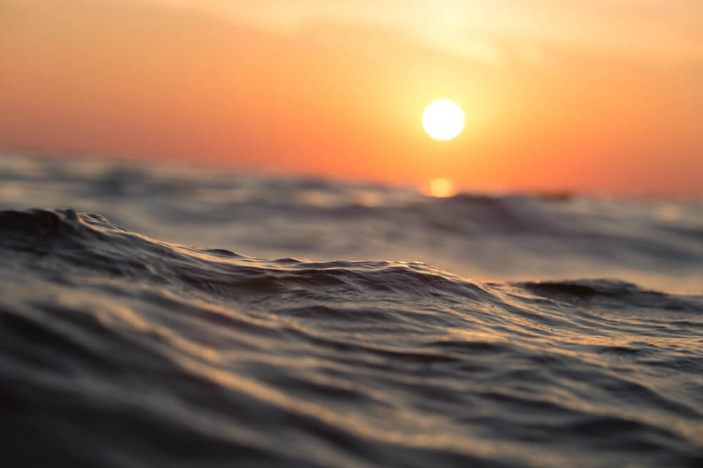 Los microbios bombean más CO2 al aire por el calentamiento de los océanos