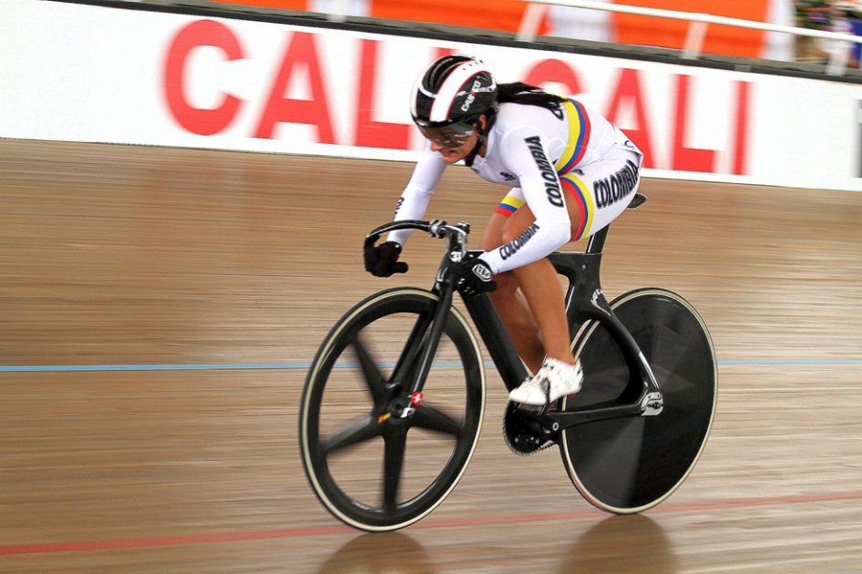 Juliana Gaviria, plata en velocidad en Panamericano de Pista