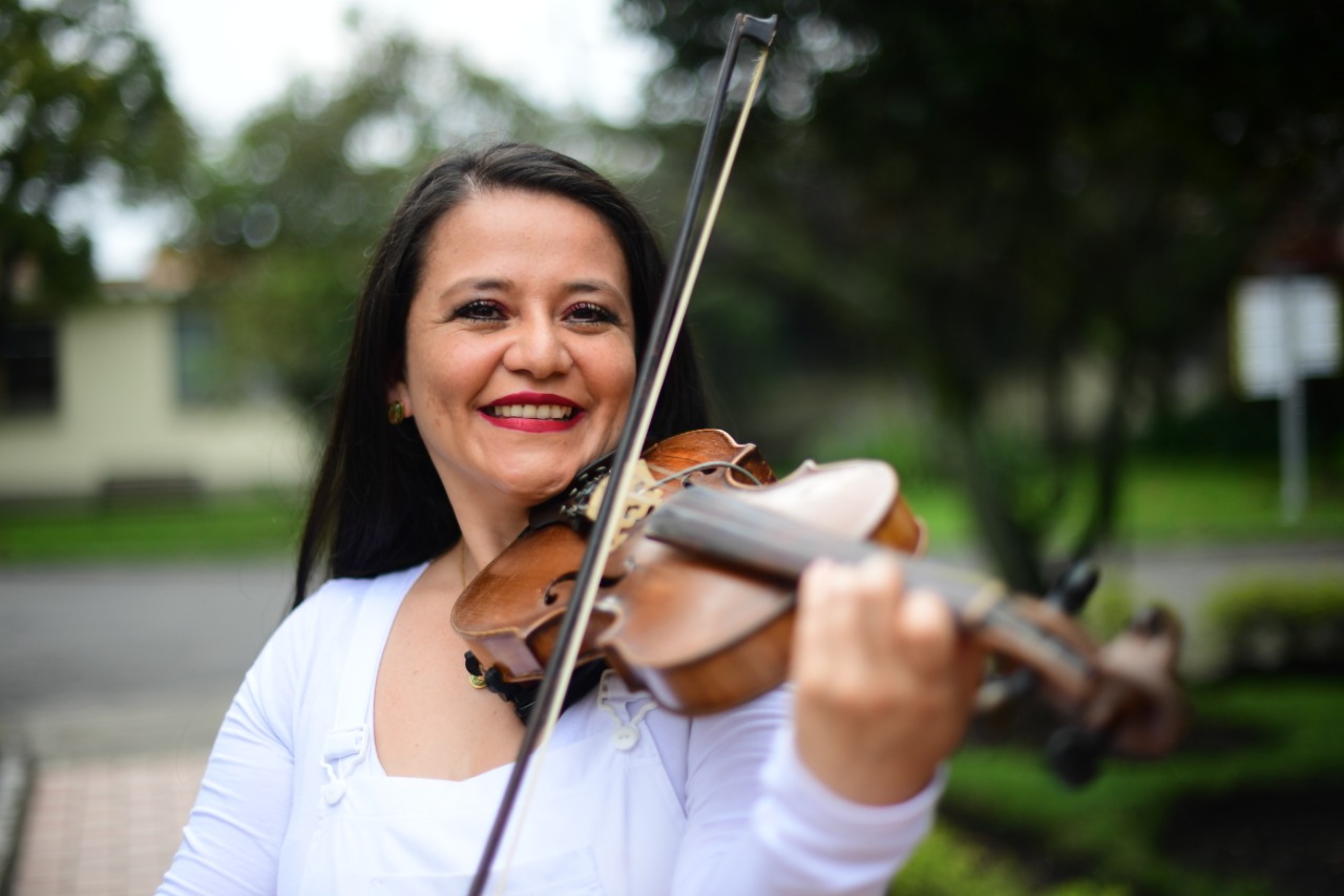Fotos: El talento curativo de Lida Esperanza Cuta