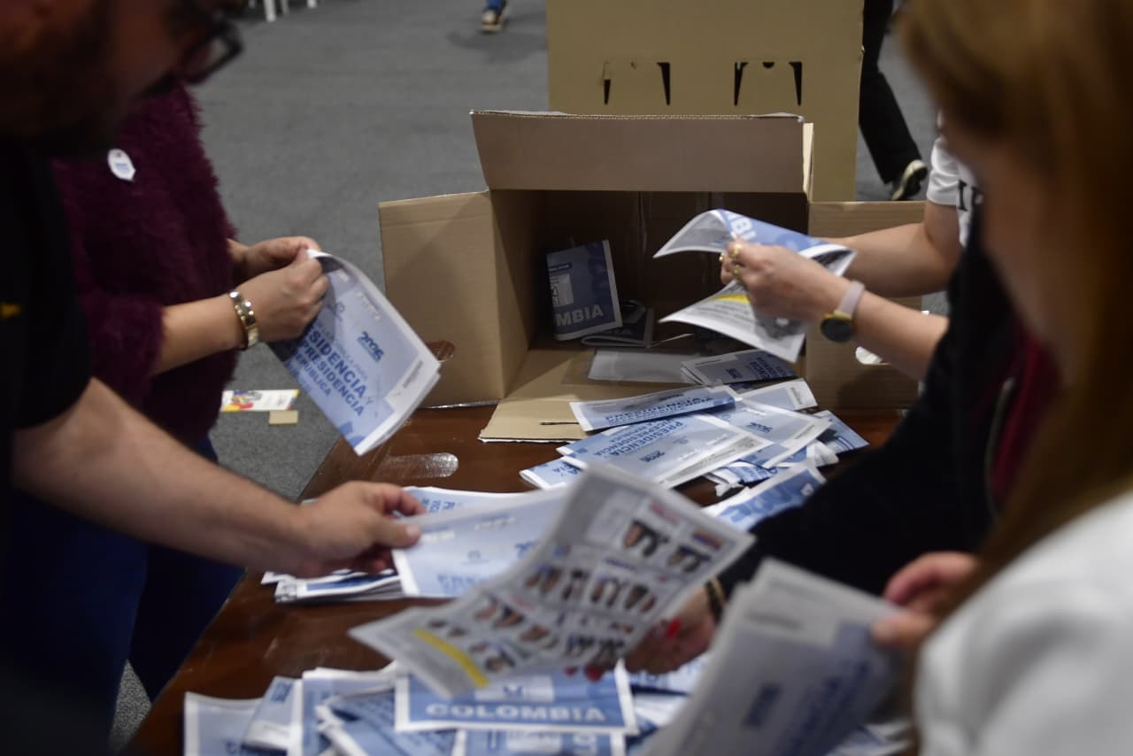 Así reaccionó el país político a los resultados de primera vuelta presidencial