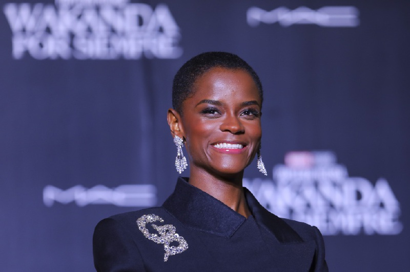Letitia Wright revela que tanto ella como Shuri, su personaje, estaban atravesando por un momento emocional complejo. / Getty