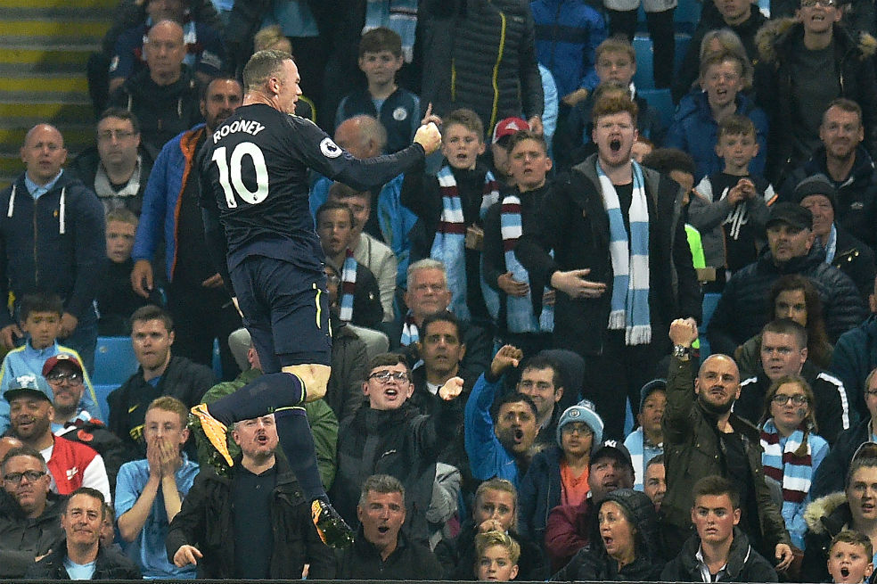 Rooney llegó a 200 goles en Premier: marcó en el empate entre Everton y City
