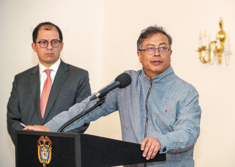 Lo que dejó el rifirrafe entre el presidente Petro y el fiscal Barbosa