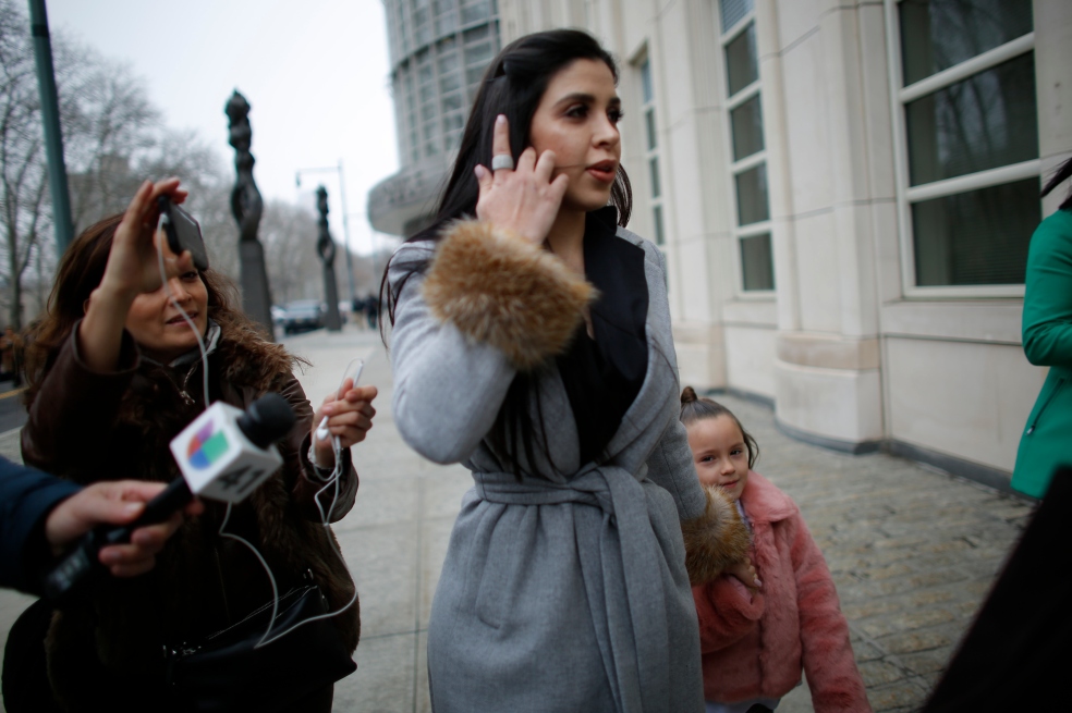 Juez rechaza petición de ‘El Chapo’ para abrazar a su mujer antes de juicio