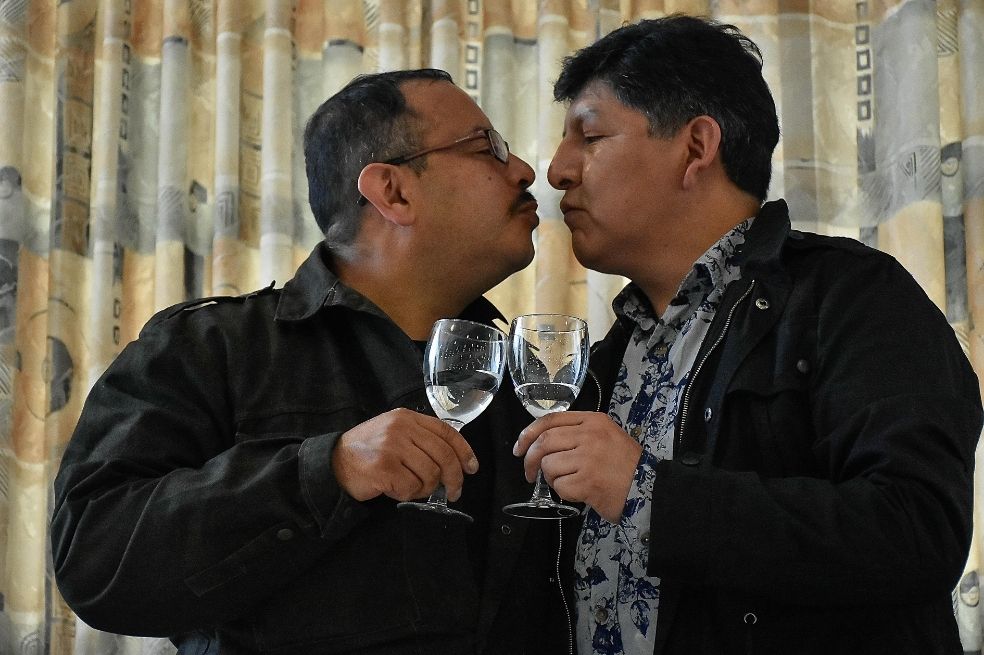 Bolivia reconoce por primera vez la unión de una pareja del mismo sexo