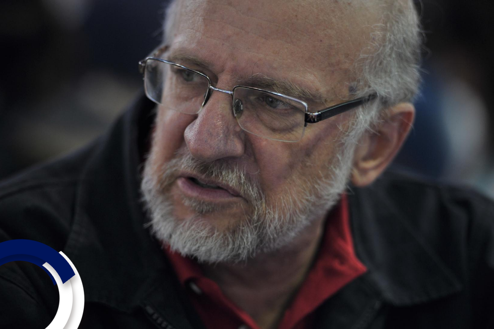 “Procuro aliviar e incluso estimular la lectura con dosis medidas de humor”: Daniel Samper Pizano