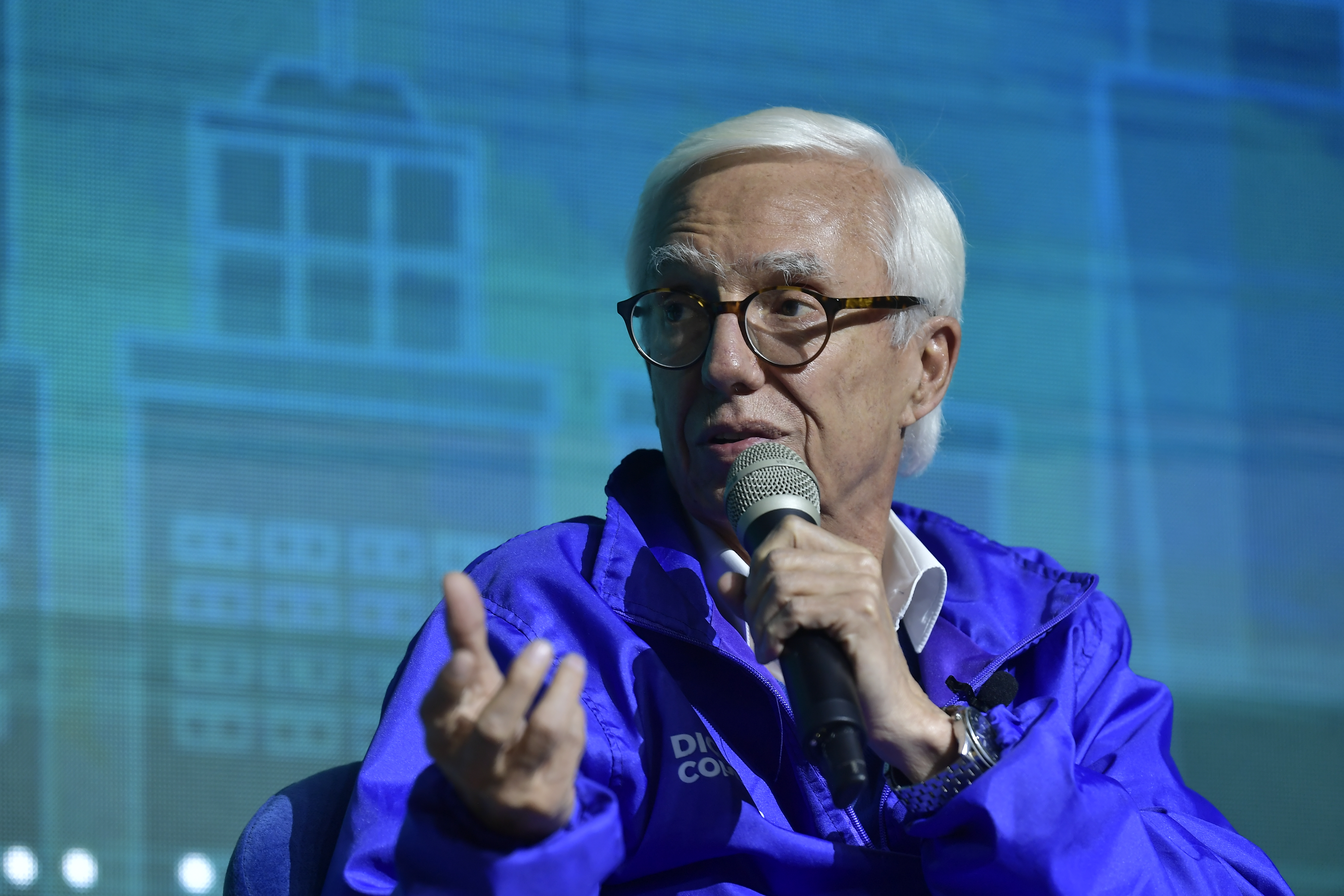 Candidato de Movimiento Dignidad a la alcaldía de Bogotá, en el foro "El futuro de la ciudad y la región", evento organizado por  El Espectador , Blu Radio, Caracol Televisión, en alianza con la Universidad Ean, Renault Sofasa, Uber, Contactar, Vanti y Olimpia IT.