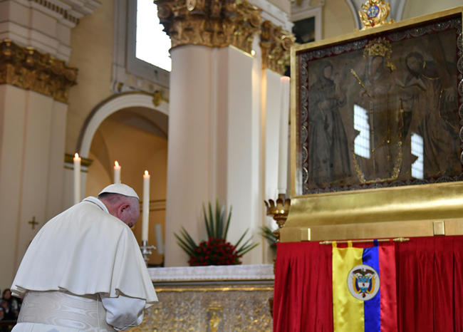 Proponen declarar Día Distrital por la Paz en homenaje al papa Francisco