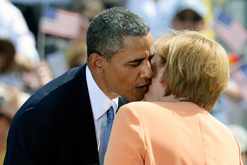 El mandatario estadounidense Barack Obama junto a la canciller alemana Angela Merkel./ AFP