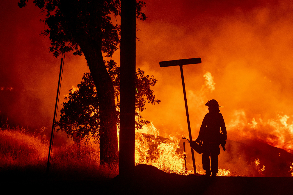 Las impresionantes imágenes que dejó el incendio forestal en California