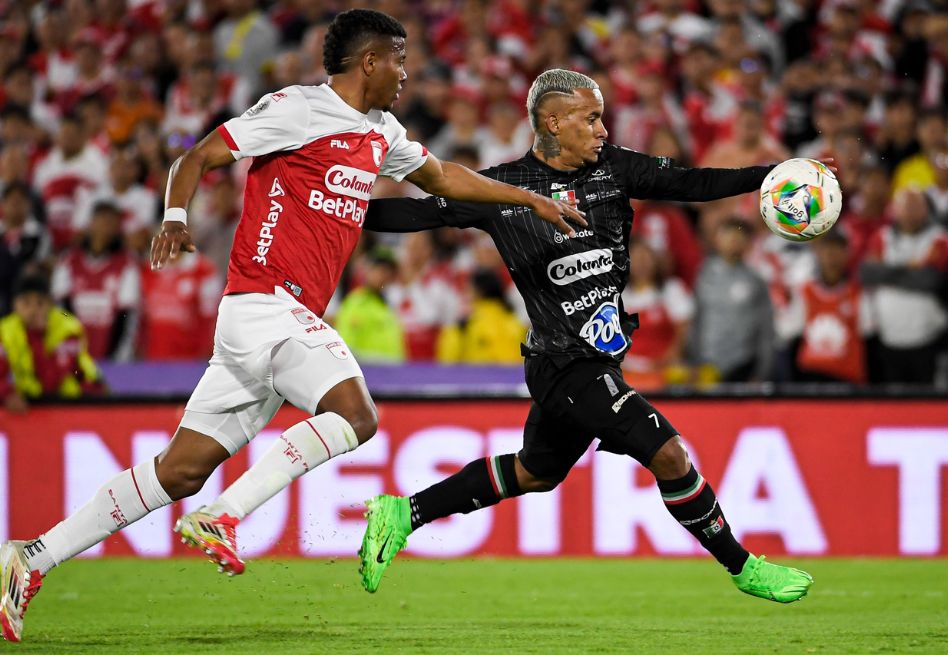 Michael Barrios fue el mejor jugador del partido en el 'blanco blanco'. En el primer tiempo fue incisivo y generó las más claras  para el equipo de Manizales.