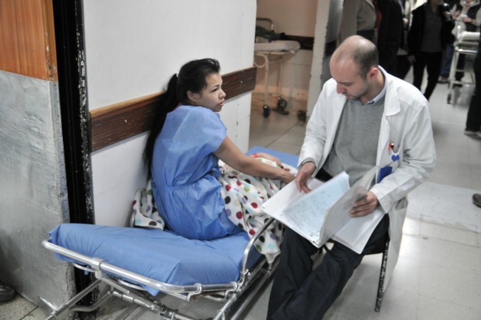Médicos del Hospital de Bello amenazan con ir a paro si no reciben sueldos