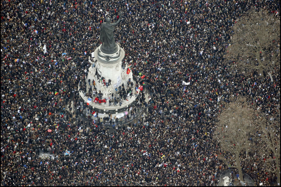 La masiva marcha en París tras masacre de Charlie Hebdo