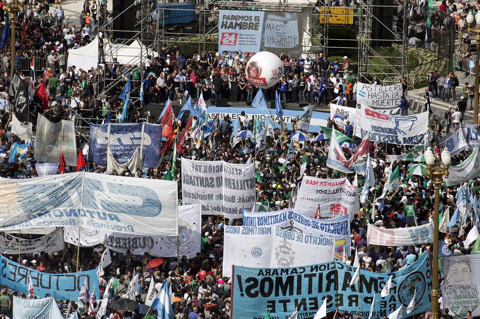 Argentina amaneció paralizada con huelga general de 24 horas