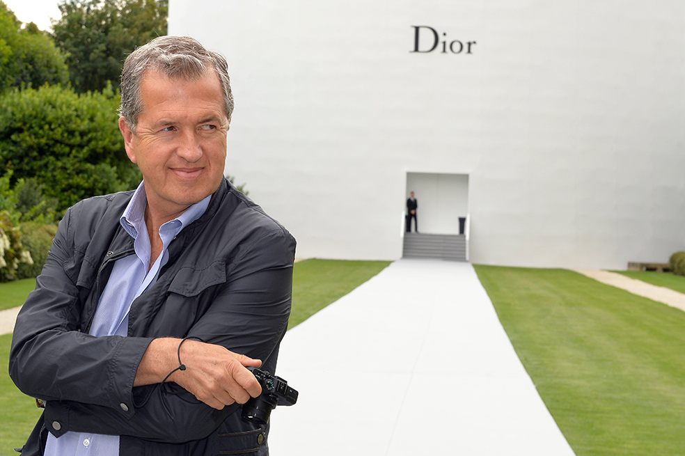Modelos hombres acusan a fotógrafos Mario Testino y Bruce Weber de acoso sexual