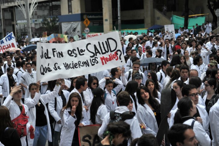 La protesta que se le ‘enredó’ a los médicos