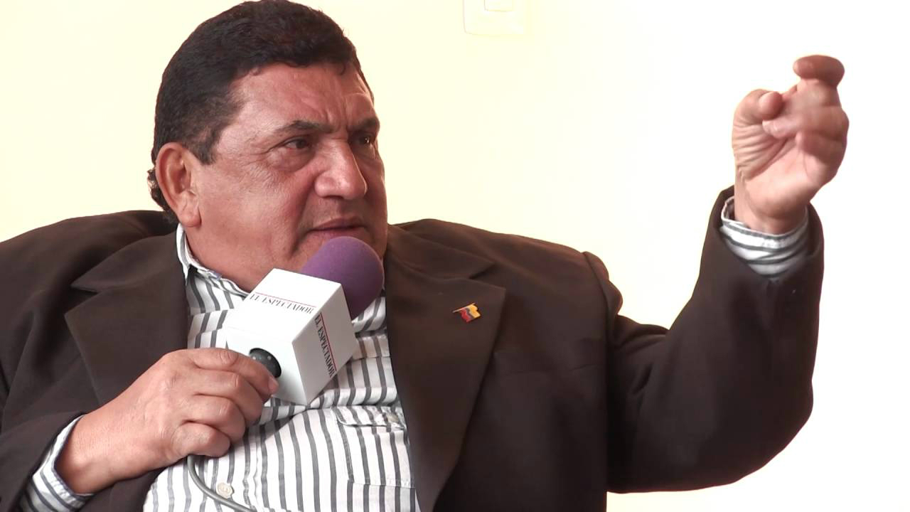 Poncho Zuleta se disponía a la parranda cuando lo interrumpió el señor “Celular”. / Archivo El Espectador