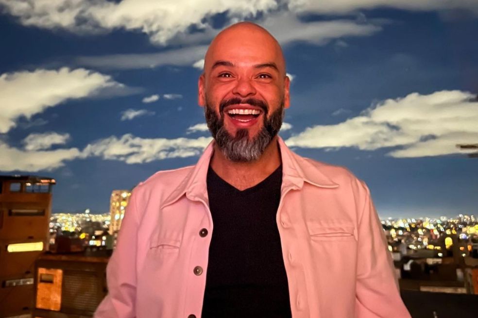 Carlos Vargas de ‘La Red’ habló sobre misterioso hombre que lo acompaña ¿romance?