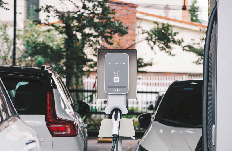 En Reino Unido los vehículos eléctricos ya erosionan la demanda de combustibles