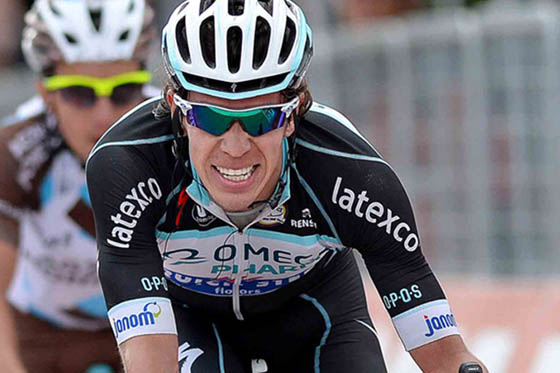 Rigoberto Urán terminó noveno en la mítica llegada a Lagos de Covadonga