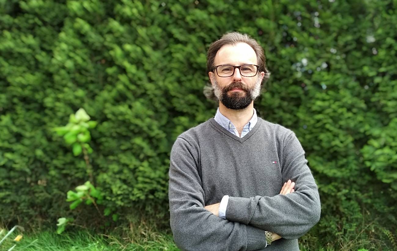 Germán Orizaola, ecólogo que trabaja sobre el terreno de Chernóbil desde hace cinco años.