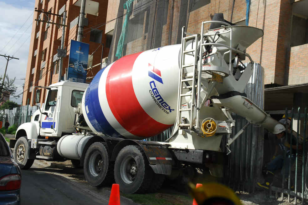Cemex debuta en la bolsa