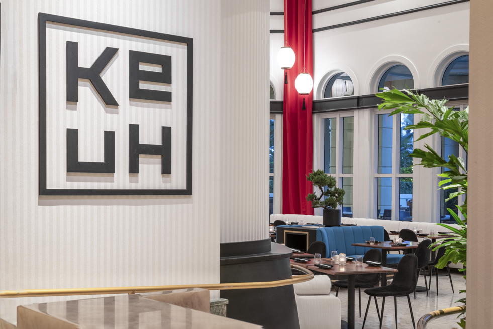 Restaurante KE-UH en  Acqualina Hotel